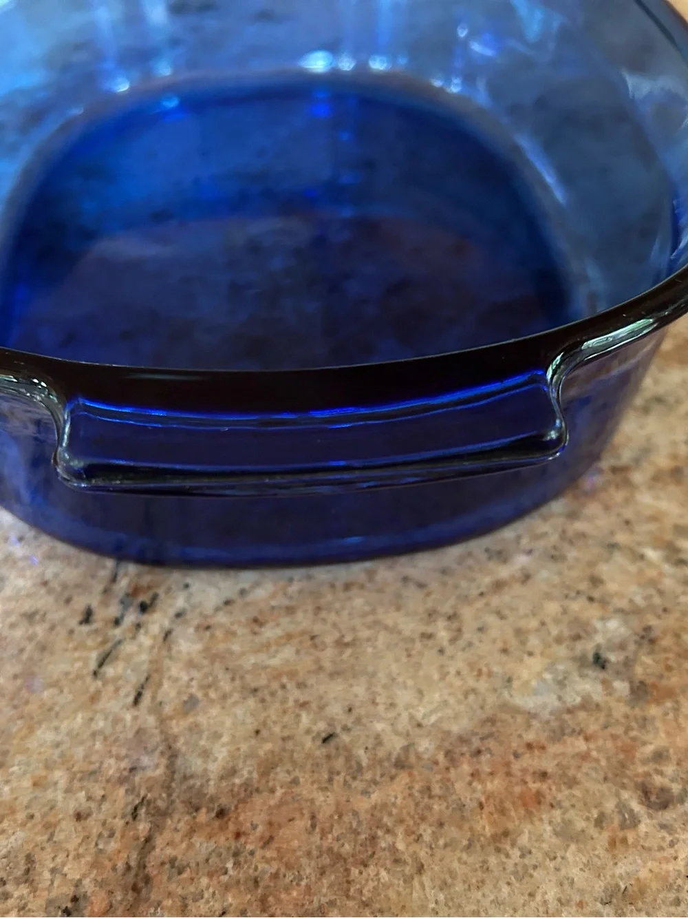 Pyrex #702 Vtg Cobalt Blue Open Roaster 2Qt 2L molded lugs 8.75”Wx12”L lug-lug.